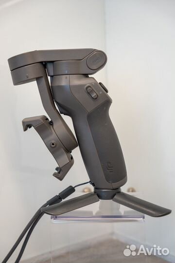 Стабилизатор для камеры dji