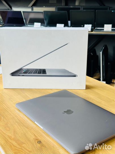 Ноутбук MacBook Pro intel core i7