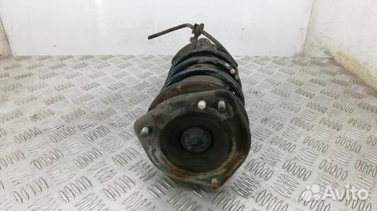 Стойка передняя левая mini clubman 1 (KBN06K501)