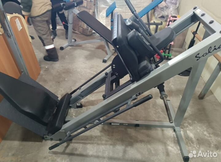 Силовой тренажёр жим ногами бу. Доставка бесплатно