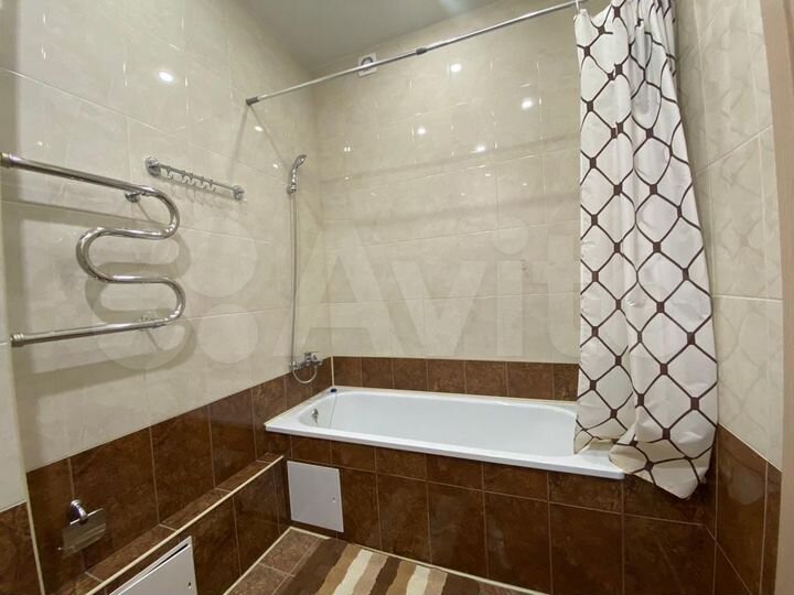 2-к. квартира, 76 м², 6/10 эт.