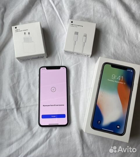 iPhone X, 64 ГБ