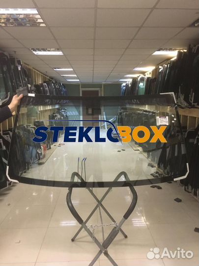 Лобовое стекло Тойота Ланд Крузер