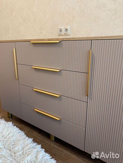 Шкаф на заказ модерн