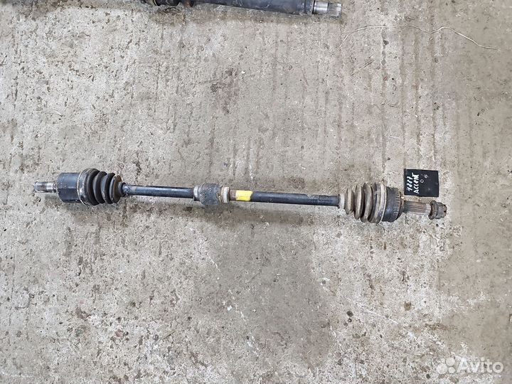 Привод правый Hyundai Accent седан G4EC 1.5 2008