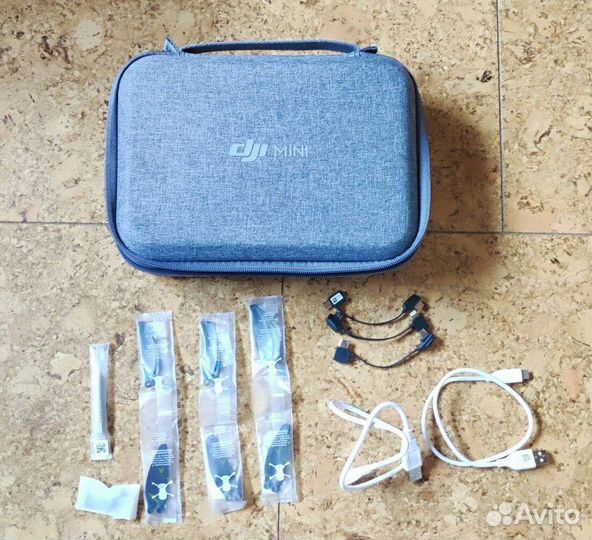 Квадрокоптер DJI mini se fly more combo