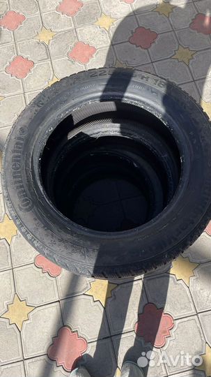Continental VancoIceContact 225/60 R18 R