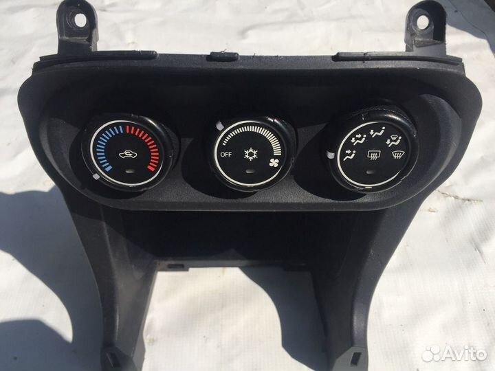 Блок управление климат контролем на Mitsubishi lan