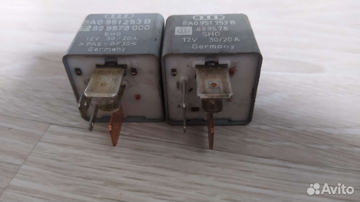 Реле Audi 8A0951253B