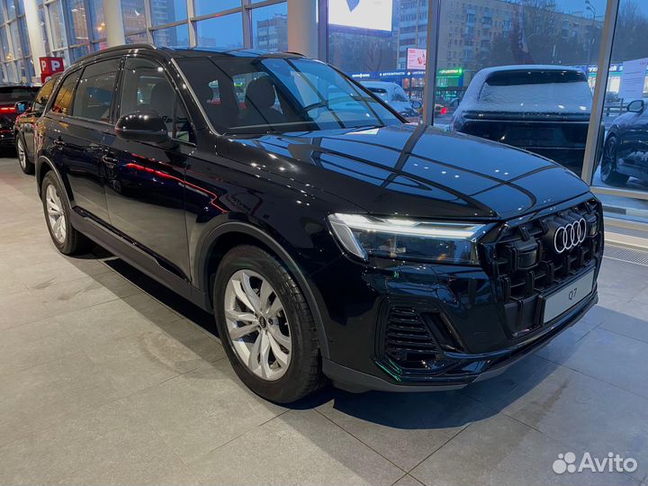 Audi Q7 2.0 AT, 2024