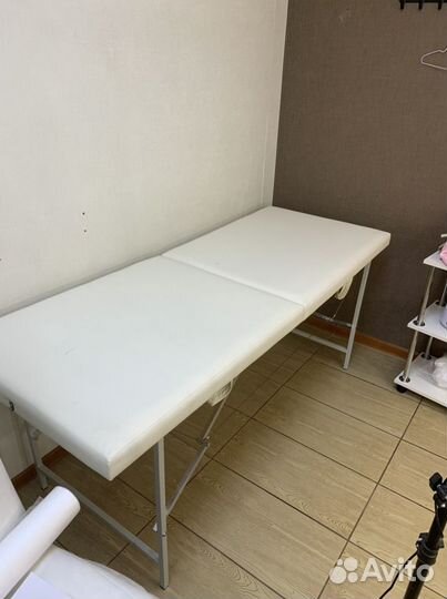 Продам кушетку