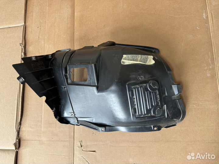 Подкрылок Bmw 3-Series E90 2004-2012 51717059377