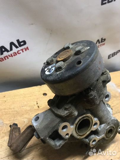 Водяной насос Geely Emgrand X7