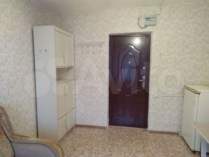 Комната 12 м² в 8-к., 2/5 эт.