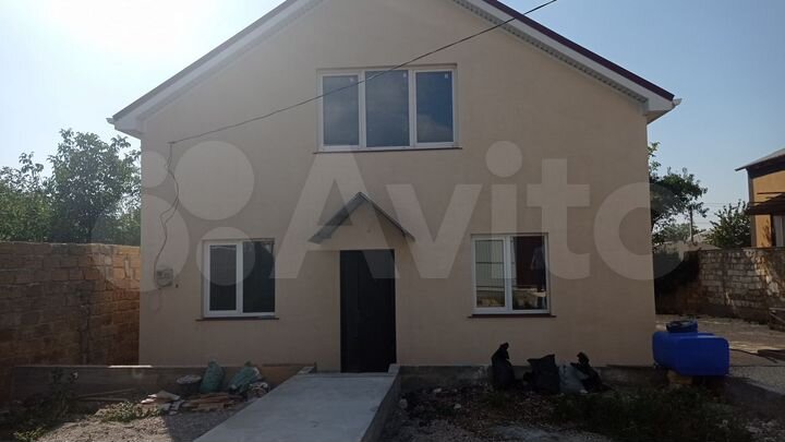 Дом 98 м² на участке 4 сот.