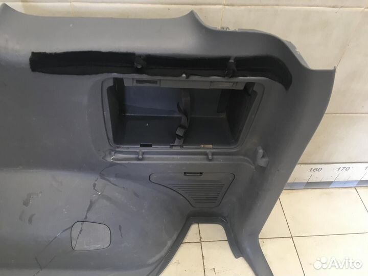 Обшивка багажника RAV 4 2000-2005