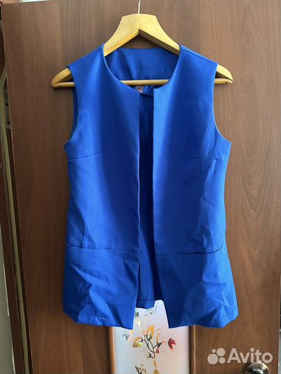 Жилетка синяя классическая женская