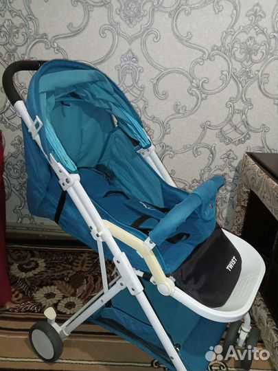 Коляска прогулочная