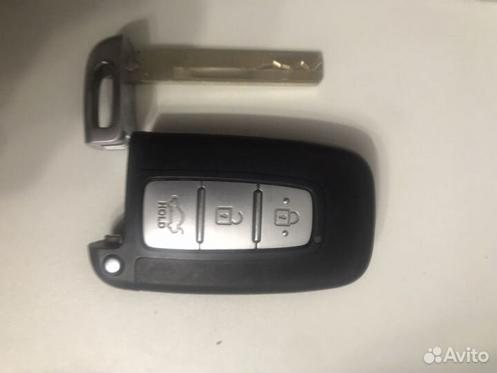 Оригинальный ключ Kia