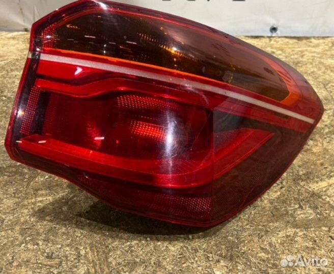 Фонарь задний правый BMW X1 F48 (б/у)