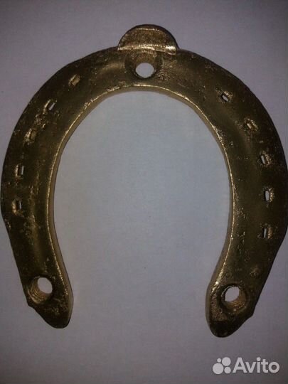 Подкова на счастье и удачу