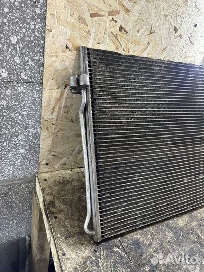 Радиатор кондиционера BMW X5 E70