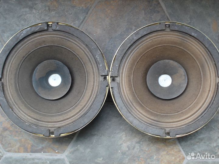 Динамики и запчасти от радиоприемников