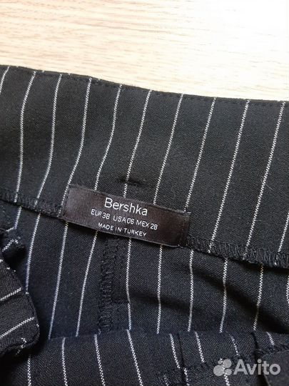 Брюки Bershka