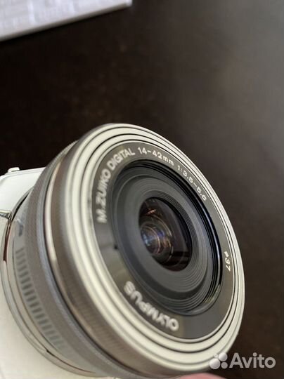 Фотоаппарат Olympus Pen E-PL7 - полный комплект