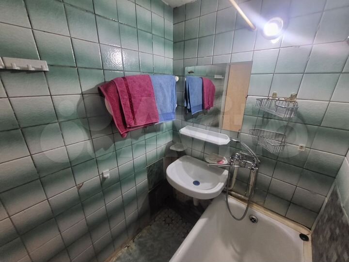 2-к. квартира, 50 м², 9/9 эт.