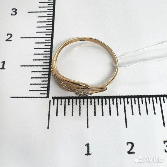Золотое кольцо с фианитом 17р