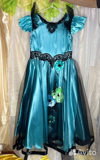 Детские платья для девочек праздничные