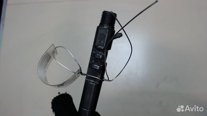 Форсунка топливная SsangYong Rodius, 2005