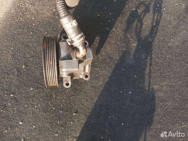 Насос гура Форд фьюжн 1.4