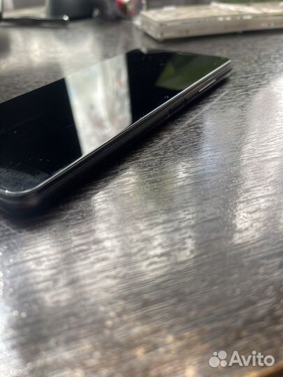 Samsung Galaxy S22, 8/128 ГБ