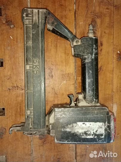 Скобозабивной степлер Senco пневматический