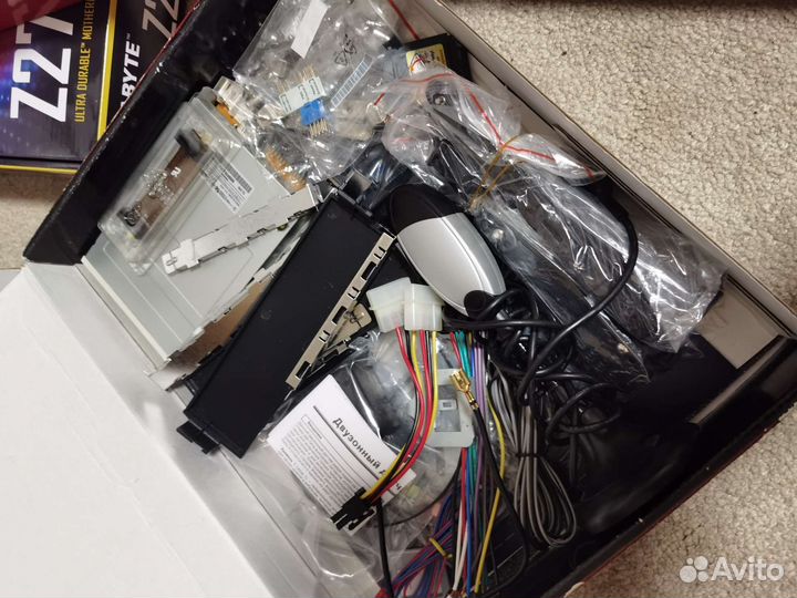 Коробки от компьютерных плат