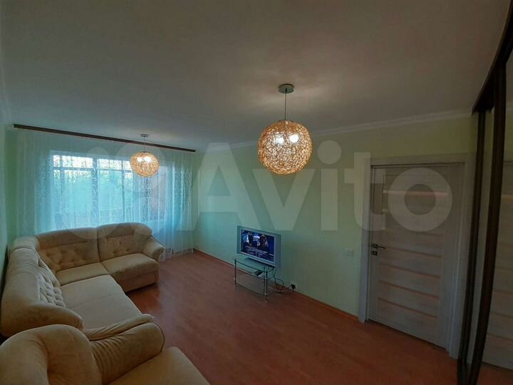 2-к. квартира, 60 м², 7/10 эт.