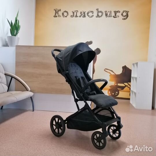 Коляска всесезонная легкая Inglesina major