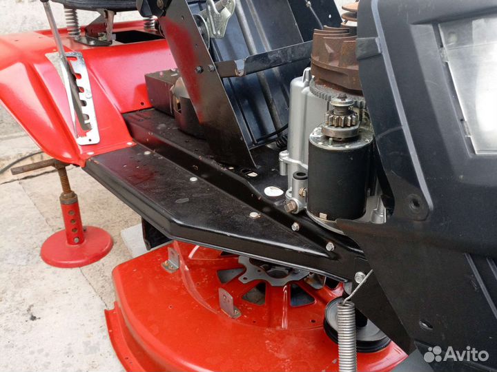 Садовый трактор газонокосилка райдер