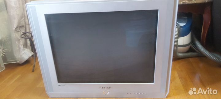 Телевизор samsung