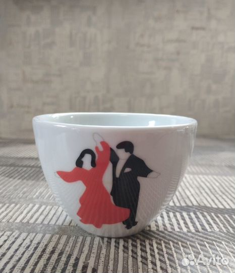 Симпатичная фарфорово-фаянсовая посуда. Ретро