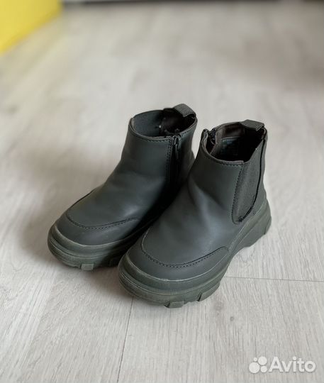 Ботинки сапоги детские zara 22
