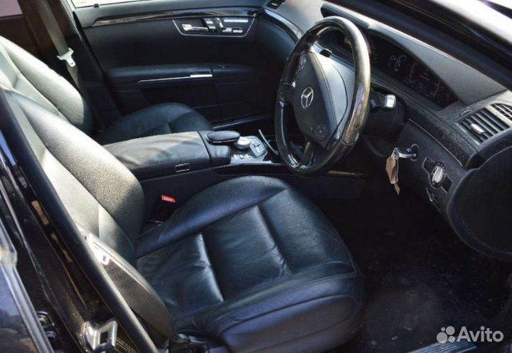 Mercedes W221 S350 2012 г по запчастям