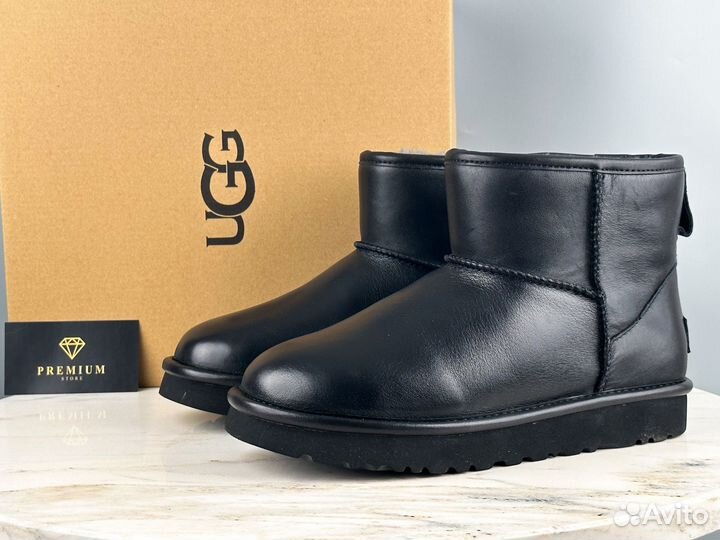 Угги UGG Classic Mini Leather Black unisex
