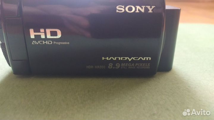 Видеокамера Sony HDR-XR260VE