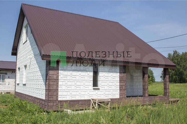 Коттедж 100 м² на участке 6 сот.