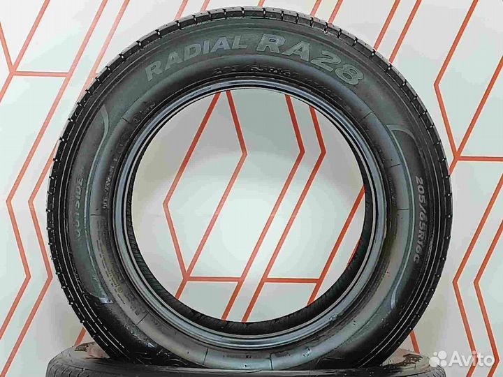 Hankook Radial RA28 205/65 R16C