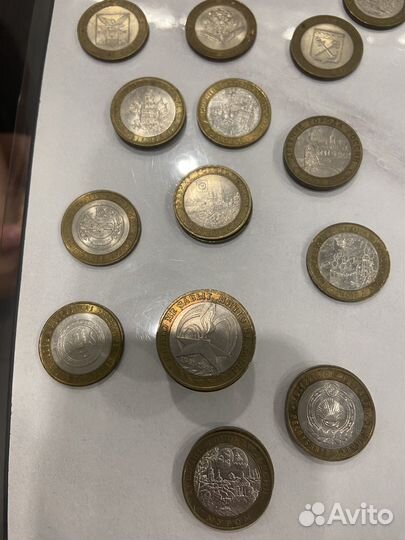 Юбилейный монеты номиналом 10