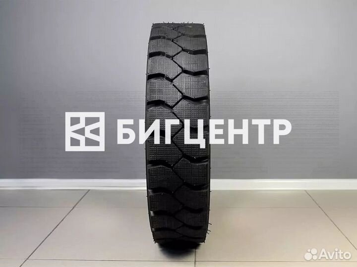 Шина Maxtires 8.25-15 для вилочных погрузчиков